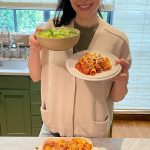 Laura Prepon Instagram - Join me as we make delicious meals with @vitaliteusa plant-based cheeses! #VitalitePartner It’s a delicious, melty addition to so many different recipes, no matter your dietary preferences: A Mediterranean scramble for breakfast, double-stuffed sweet potatoes and veggie chili for lunch, and Caesar salad and baked rigatoni pasta for dinner! Find these recipes and more at Vitalite.com