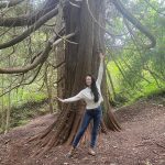 Laura Prepon Instagram - Talking to trees in Ireland💚🤍🧡