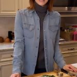 Laura Prepon Instagram - Remember my spiced nuts recipe? This is another way to reimagine them to make a nut-crusted salmon. #GetYourPrepOn for the new year with this yummy, healthy recipe! 😋 #PrepOn
