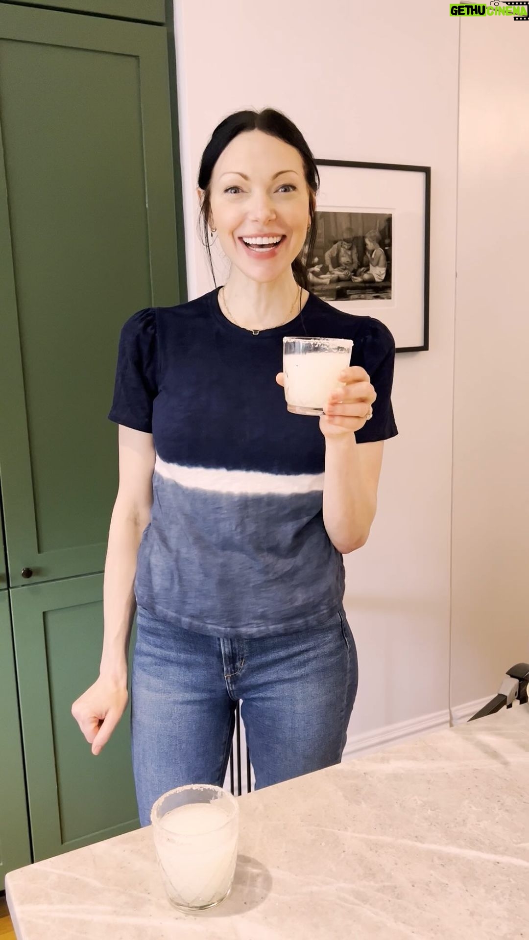 Laura Prepon Instagram - And first week back after Labor Day… Happy Friday! Margarita, anyone? 😉 #PrepOn #GetYourPrepOn