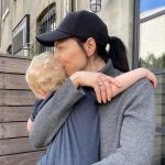 Laura Prepon Instagram – snuggle the ones you love 🥰