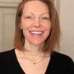 Laura Prepon Instagram - This week, get ready with me for holiday festivities! (Part 1) Whether it’s low-key, or a bigger friends/family gathering, I hope these tips brighten up your holiday make-up routine! #GetYourPrepOn #PrepOn #GRWM