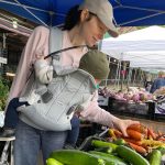 Laura Prepon Instagram - A visit to the farmers market🥕👶🥰