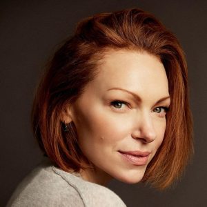 Laura Prepon Instagram - Thanks to @robbysphotos for the new profile pic and to you guys for helping me choose!