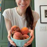 Laura Prepon Instagram – What to do with over-ripened fruit? 🤔 #GetYourPrepOn and make a cobbler with @PrepOnKitchen!