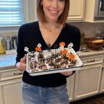 Laura Prepon Instagram - Happy Halloween!🎃 I’m all about a healthier, yummy swap for my kiddos instead of all the Halloween candy! Apples dipped in chocolate with some fun toppings — it’s scary how good these are!👻 #GetYourPrepOn #PrepOn