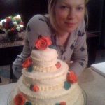 Laura Prepon Instagram - #throwback to my first attempt at making a wedding cake… it fell over about 5 mins after this photo was taken😅 #tbt