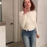 Laura Prepon Instagram - Quick GRWM for a dinner out!💁🏻‍♀️ (Still need those ginger emojis!) #PrepOn #GetYourPrepOn