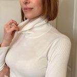 Laura Prepon Instagram - #GetYourPrepOn with me as I get ready for a photoshoot. Current redhead pics of me now, not as a kid or teenager, were needed! 😁🤷🏻‍♀️ (Still need those ginger emojis!!) #PrepOn #GRWM