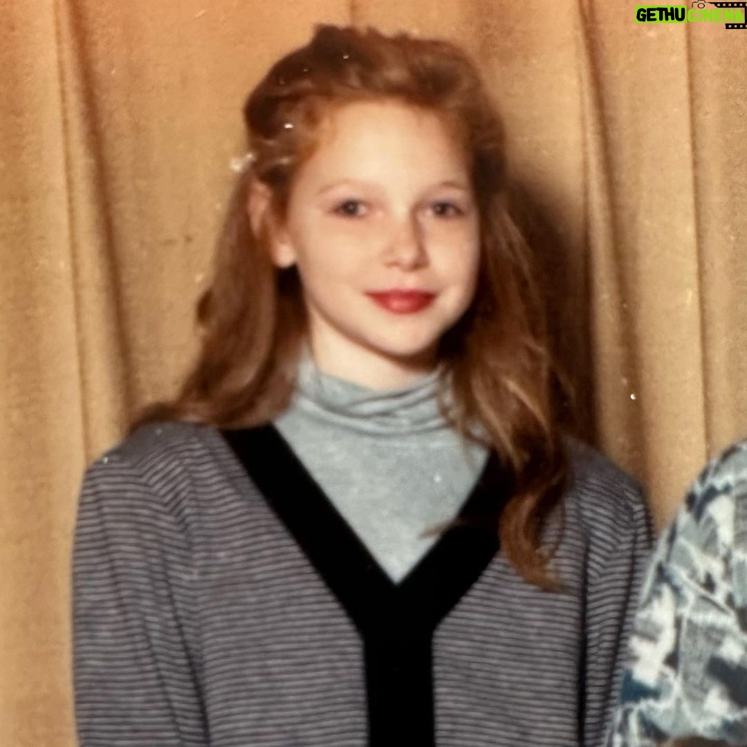 Laura Prepon Instagram - #throwback to a younger lil’ redhead… #tbt