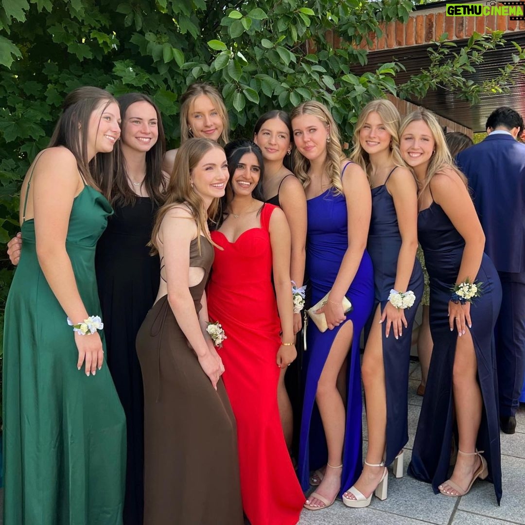 Lauren Orlando Instagram - it’s about time