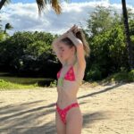 Lauren Orlando Instagram – me on the beach The Big Island, Hawaii