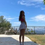 Lauren Orlando Instagram - socks no sandals