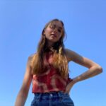 Lauren Orlando Instagram - how’s the weather down there