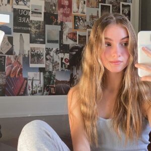 Lauren Orlando Instagram - 💟