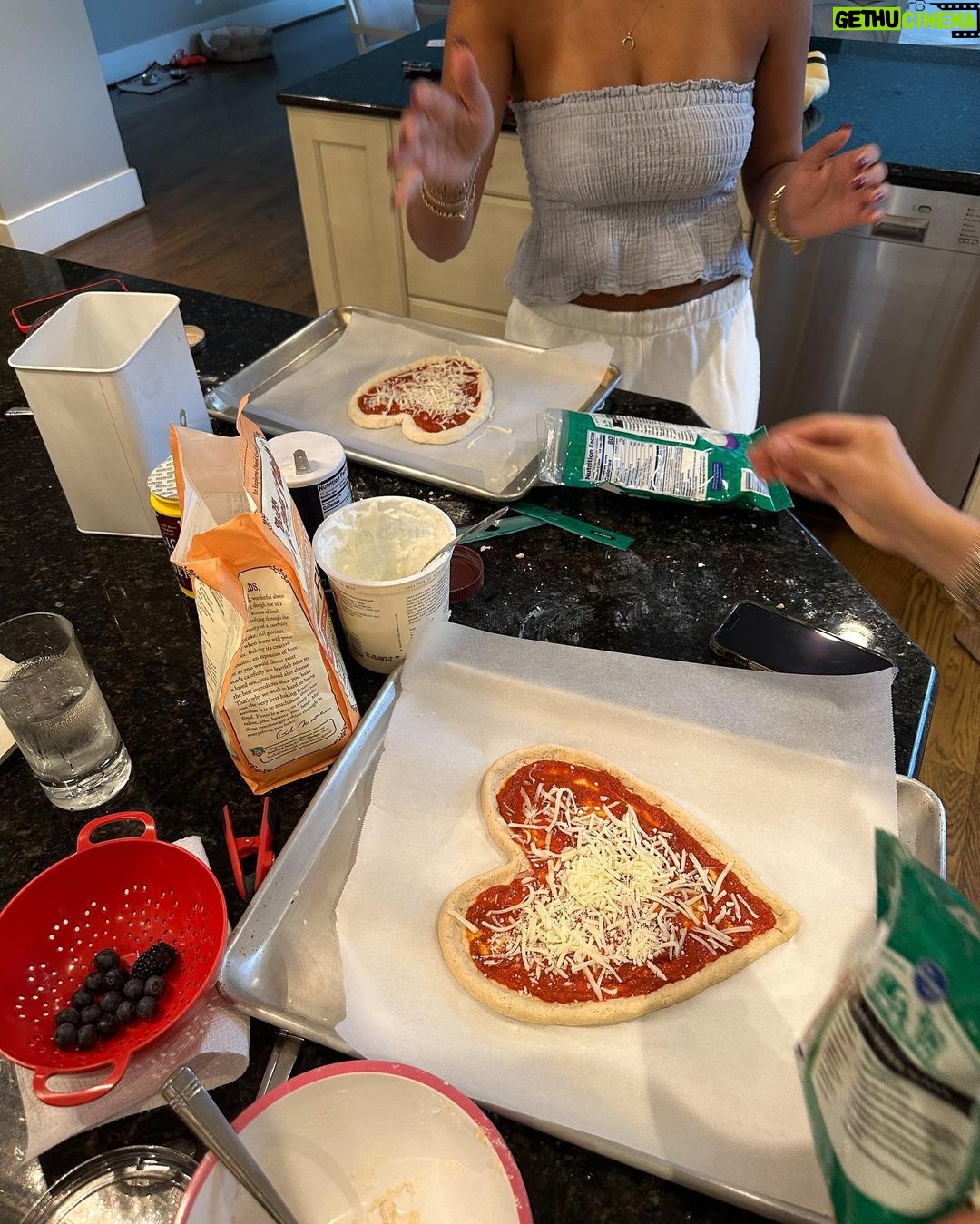Lauren Orlando Instagram - the best of june