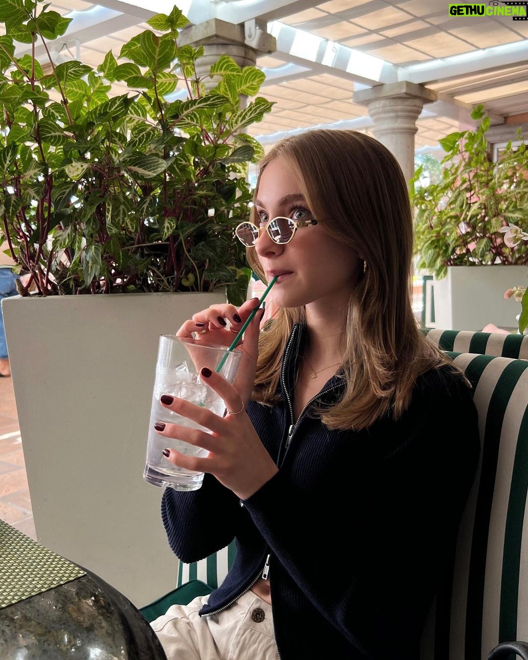 Lauren Orlando Instagram - bits and pieces