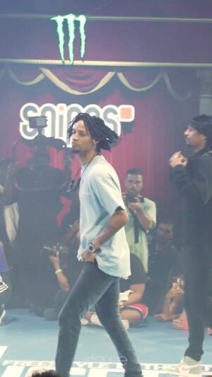 Laurent Bourgeois Instagram - This is what happens when you put @therealmaryjblige on at a battle @officiallestwins 

#Repost @stanceelements
・・・
Les Twins are insane on this one! 🤯 🏆 your 2022 @fusionconceptfestival champions! @lestwinson @lestwinsoff check the musicality 🎶
