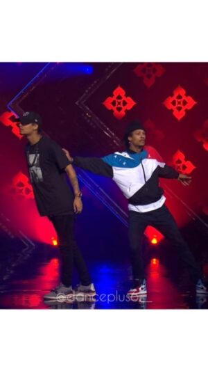 Laurent Bourgeois Instagram - Follow for more videos 🔥
@lestwinson @lestwinsoff
.
#danceplus6 #dancedeewane3 #superdancerchapter4 #raghavjuyal_world_ #raghavkechutkule #danceplus4 #danceplus #dancechampions #dharmesh0011 #punitjpathak #dancing #indiandance #wod #raghavhuyal #starplus #raghavbaba #remodsouza #mohanshakti #colourstv #dancedeewane #sushantkhatri #piyushbhagat #birradhasherpa #shaktimohan #lestwins #worldofdance #dharmeshsir