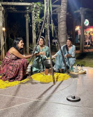 Lavanya Tripathi Instagram - 🔥🪁Family and happiness together in a picture!