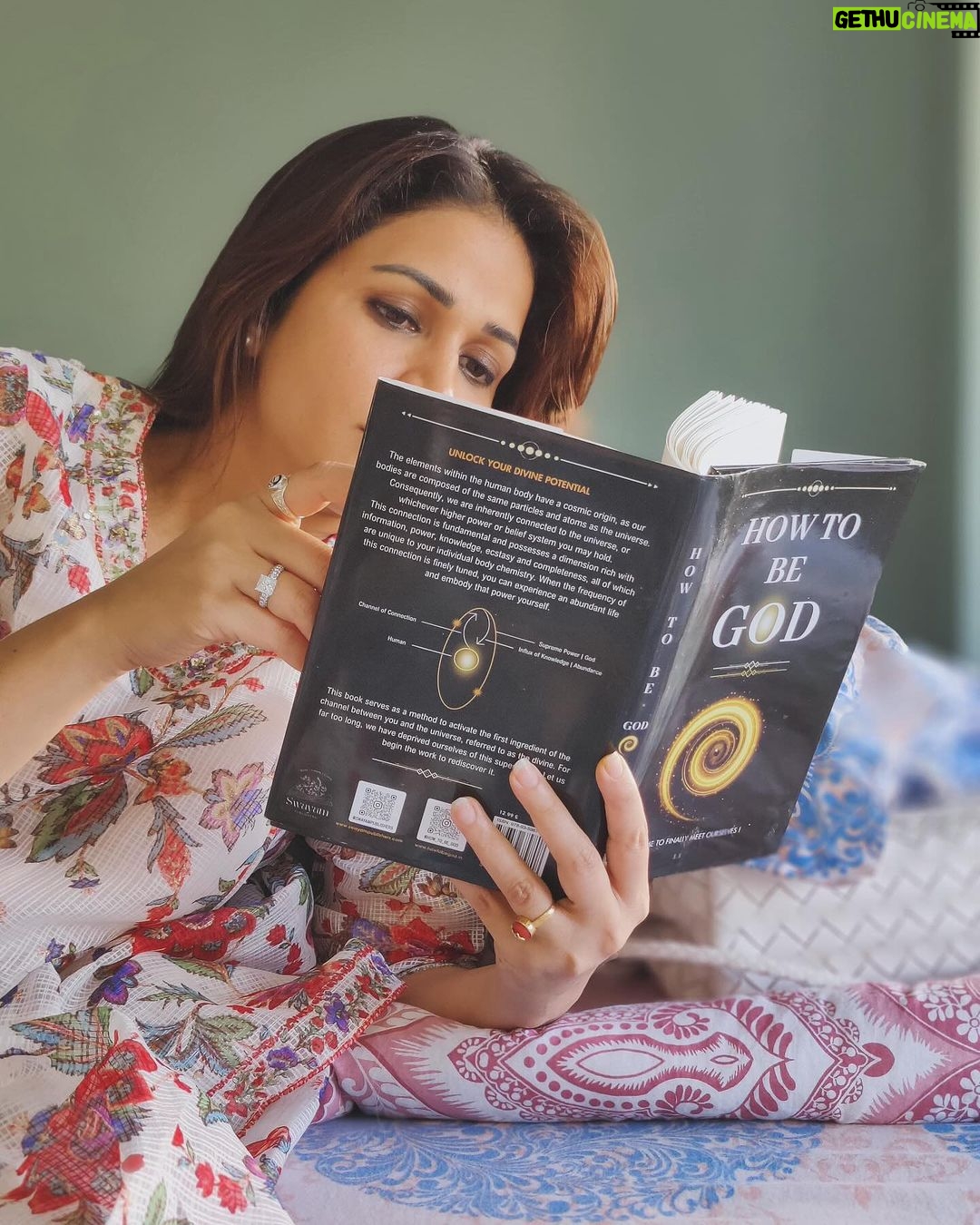 Lavanya Tripathi Instagram - This find was incredibly interesting - a journal tucked inside a book filled with insights. It’s become a daily routine to return to it! Check out the link for some refreshing insights. https://amzn.eu/d/jkM3Yk7
