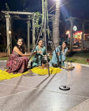Lavanya Tripathi Instagram - 🔥🪁Family and happiness together in a picture!