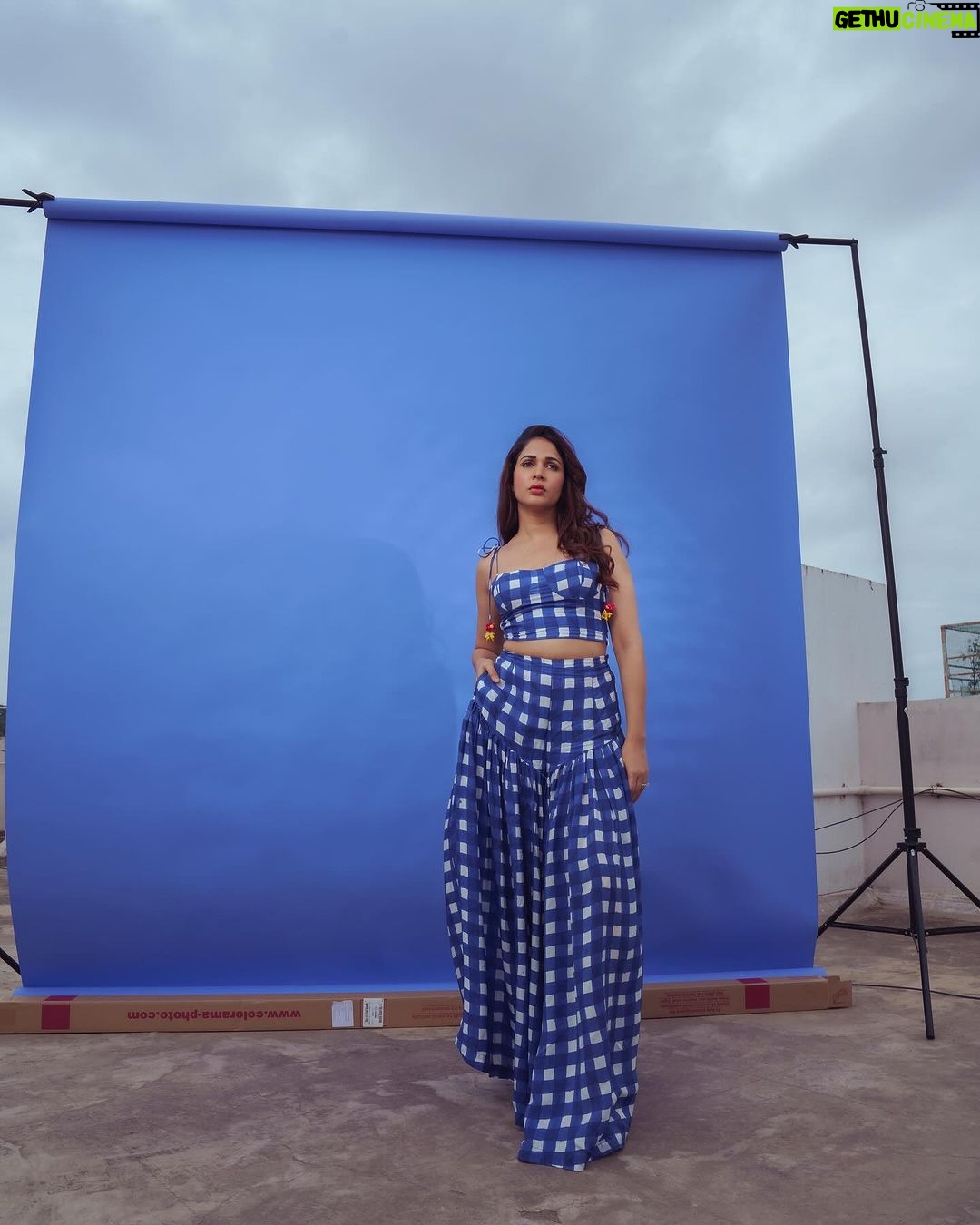 Lavanya Tripathi Instagram - Above the clouds, beyond the blues. 🌤️ . . . Styled by @rashmitathapa Wearing @aaprolabel X @gateway.pr Accessories @houseofqc Makeup and hair @hairandmakeupbyrahul Shot by @puchi.photography