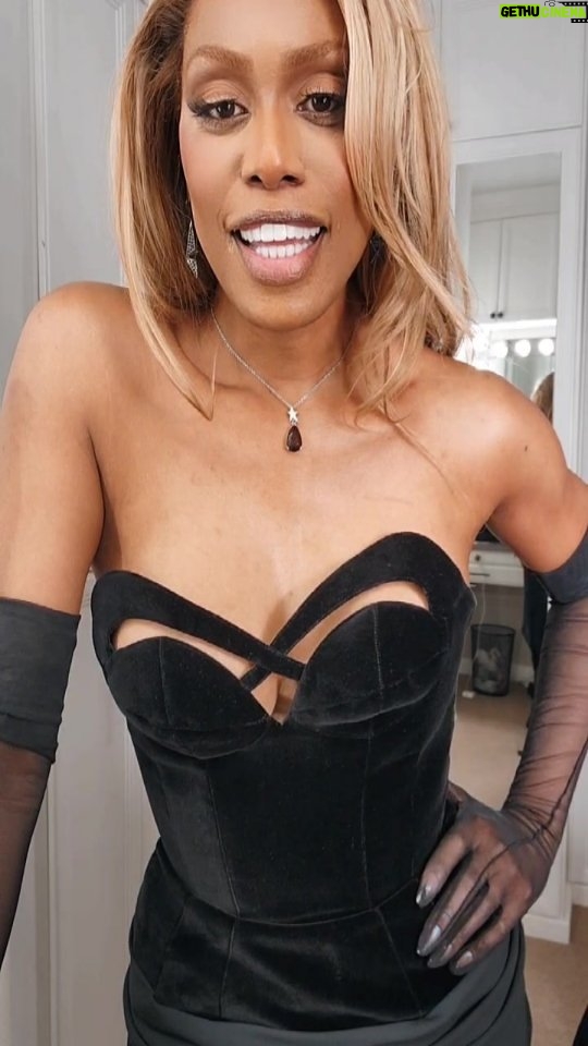 Laverne Cox Instagram - A random live talking #kattwilliams, and so much more.