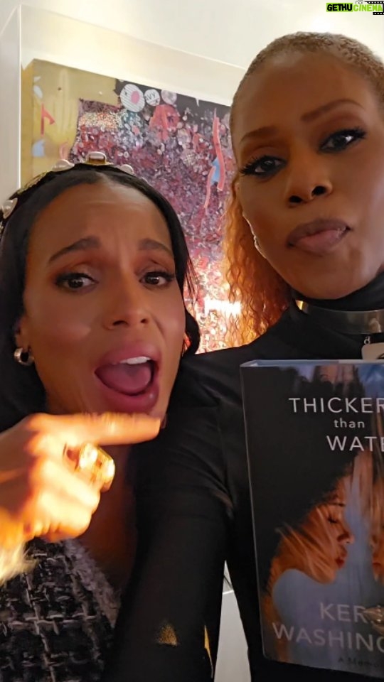 Laverne Cox Instagram - Love you @kerrywashington #ThickerThanWater