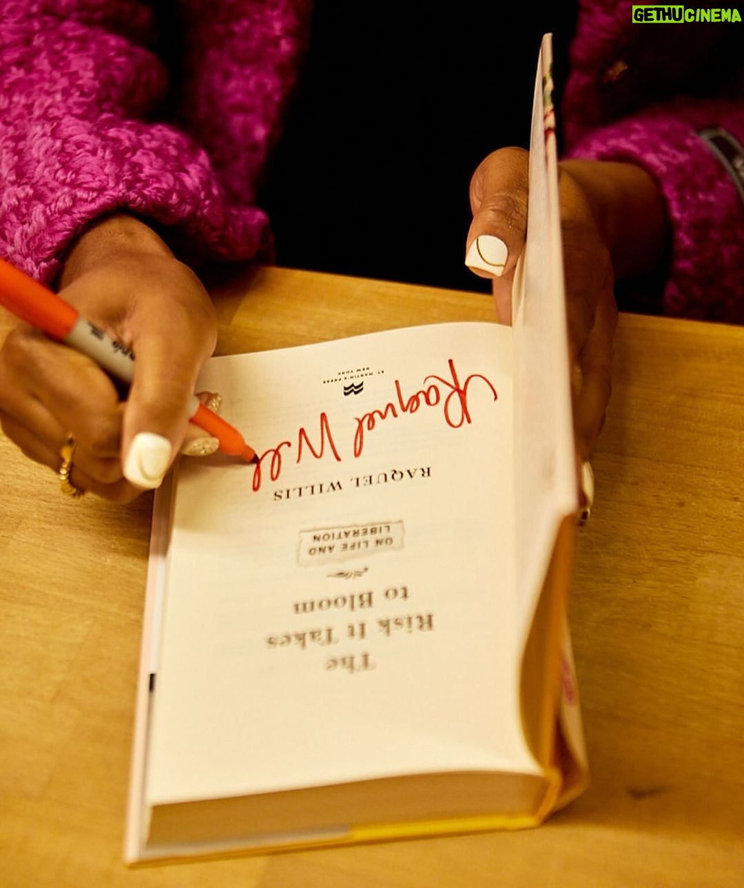 Laverne Cox Instagram - And just like that… she was an author! 🌸 Love, joy, vulnerability, and all that is beautiful permeated the air at @strandbookstore on Tuesday evening. Y’all, it felt so wiiiild to be signing my books and discussing my life (and trauma, chiiiile) with Queen @LaverneCox. But she held me down and served up the levity with a side of spicy questions about “The Risk It Takes to Bloom.” I’m so grateful to my community and loved ones who packed the place out. I felt loved and cherished by so many folks from the various parts of my life being in one place. Thank y'all for all the support. Love to Momma and my sis, @jnyelhartley. None of this would be possible without your enduring belief in my power. Thank you to the little agent extraordinaire, @bobsinthecity, my @stmartinspress + @thekatzcompany crews, @strandbookstore for this amazing kickoff, and @versace for the fit. And THANK YOU, @michaeldajour, for capturing the magic. 💫 Here are the action items for today, loves. 📚 ORDER “The Risk It Takes to Bloom.” 🎟️ JOIN the second launch week conversation with @elliotpage at @bkmuseum TONIGHT. Tix available in bio. 🎧 LISTEN to Layleen’s story on @afterlives.pod. Strand Bookstore