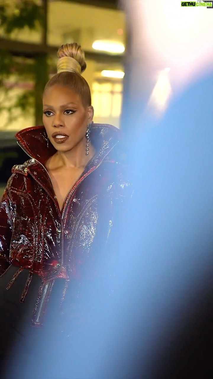 Laverne Cox Instagram - @lavernecox at @laquan_smith SS24✨ Obsessed with the jacket !! 🤩 Glam by @double_d_production Hair @deetrannybear Makeup @theladydeja Style @christinajpacellic Filmed by @jeune_rodrigue and @mohtohsoh Edited by @mohtohsoh