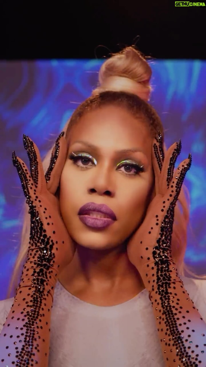 Laverne Cox Instagram - She has arrived - stream #Gretchen: A TripHopera Pt. 2 (link in my bio).