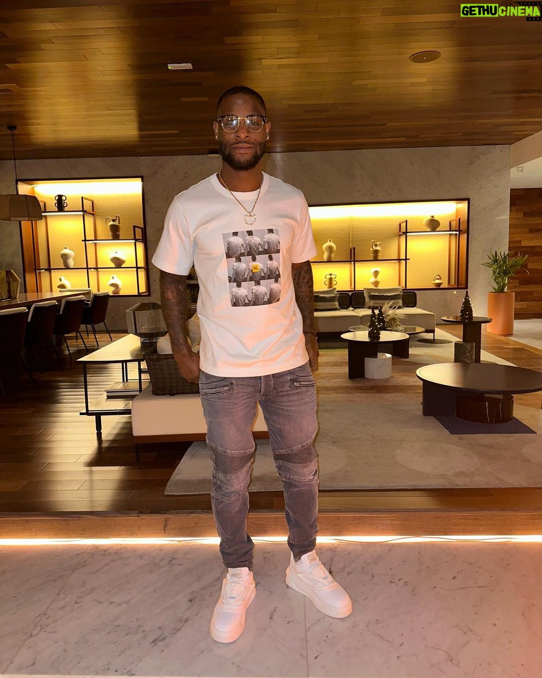 Le'Veon Bell Instagram - I can only hope to inspire others before I’m gone