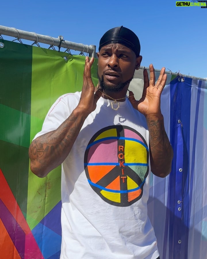 Le'Veon Bell Instagram - That Ohio boy out here in Cali 🏝️ Los Angeles, California
