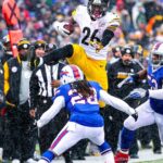 Le’Veon Bell Instagram – Throwback to when Lev went OFF against the Bills 🥶

📺: #PITvsBUF 1/14 at 1 PM ET on CBS