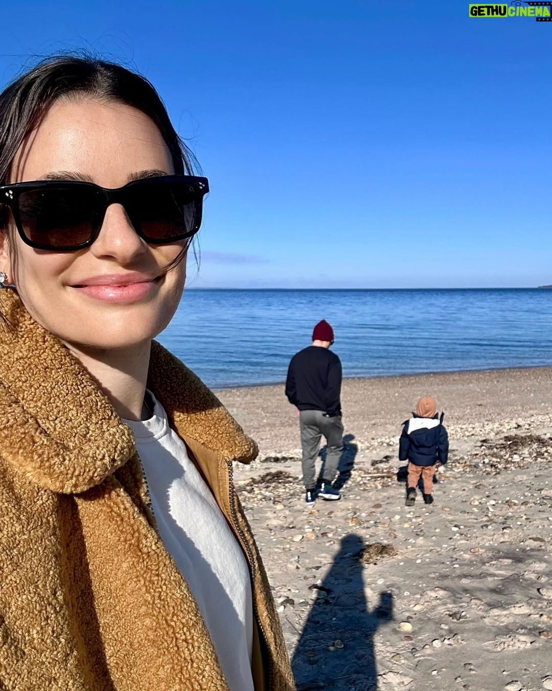 Lea Michele Instagram - Signing off till next year! The happiest holiday and New Year to all! Thank you for making this the most incredible year of my life. Beyond grateful and fulfilled. Here’s to a beautiful 2024.✨