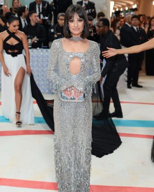 Lea Michele Instagram - @voguemagazine @michaelkors 🩶
