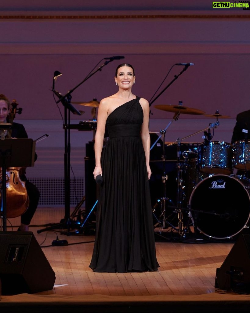 Lea Michele Instagram - Thank you so much to everyone who came on Monday night to my first solo concert debut at @carnegiehall 🎶 I have dreamed of performing on this stage since I was a little girl. I’m unbelievably grateful to have yet another dream come true this year. ❤️