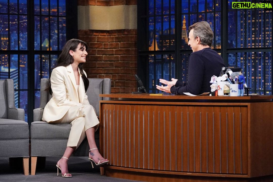 Lea Michele Instagram - Tune in tonight to @latenightseth (📸 @LloydBishop / NBC)