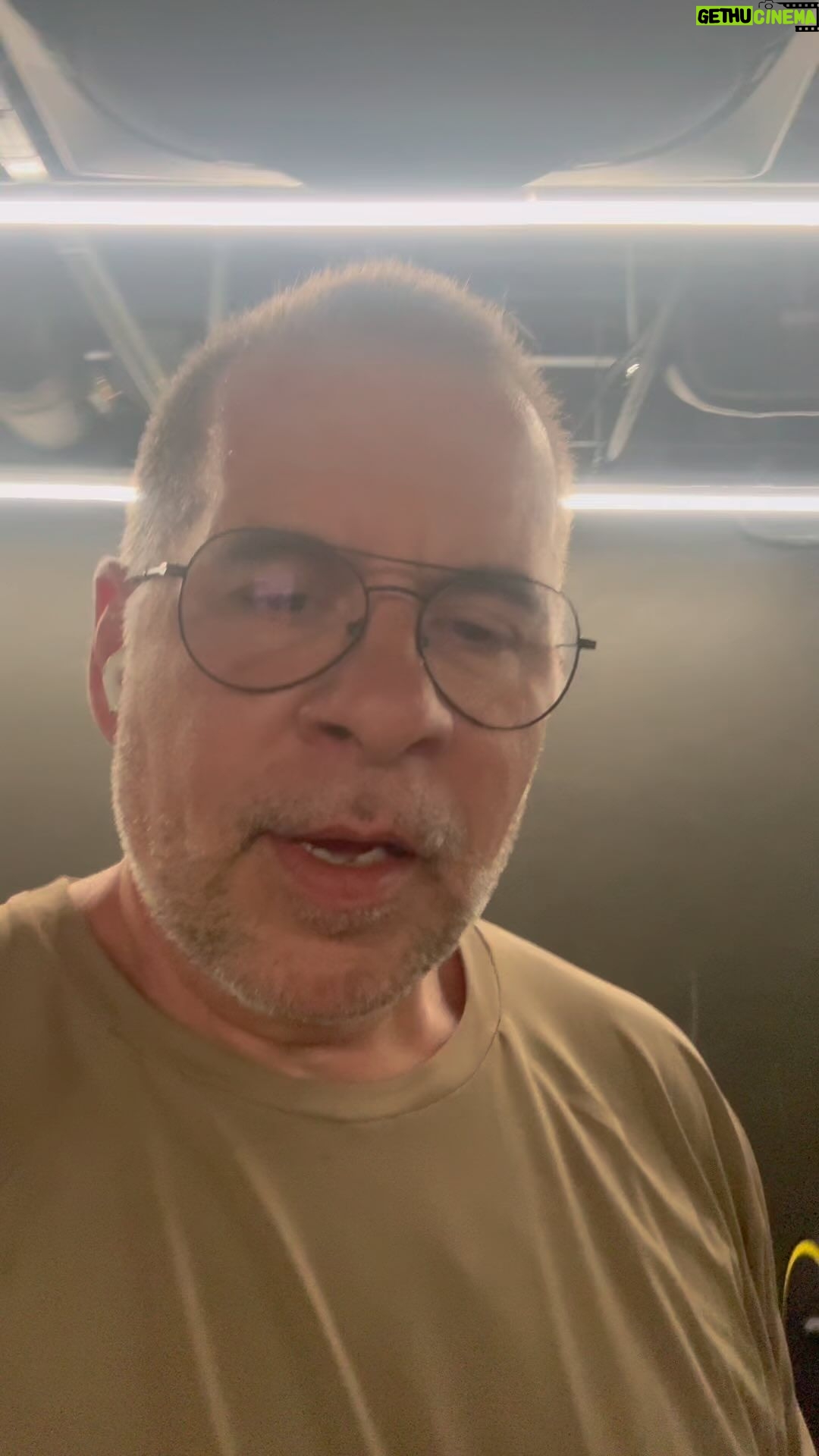 Leandro Hassum Instagram - O exercício é remédio sim. Bjs e durmam bem. 🙏🏻❤️
