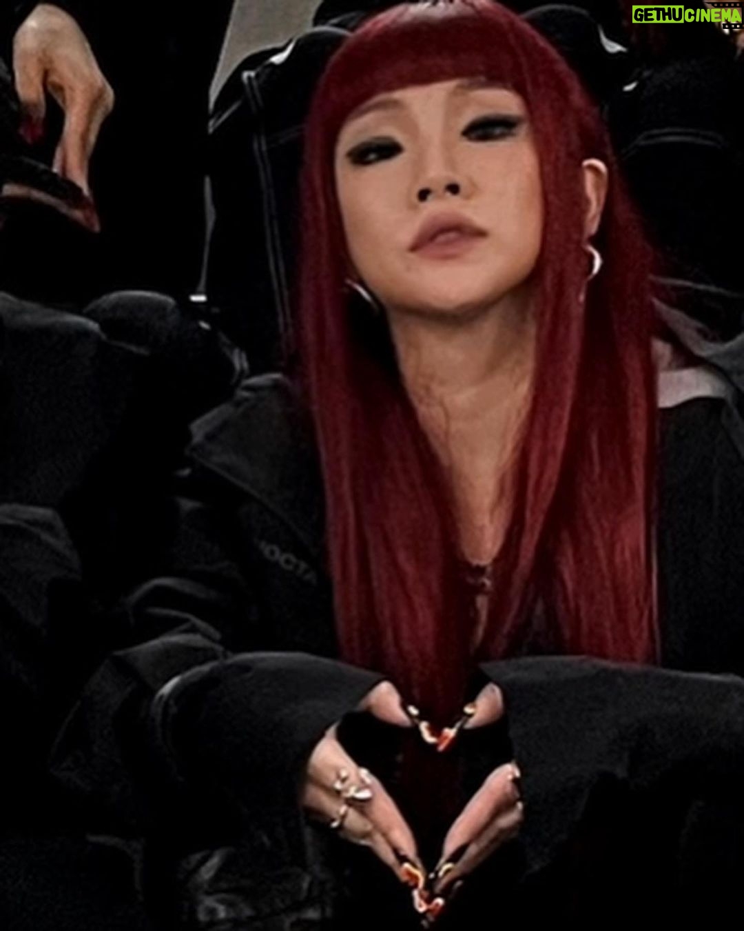 Lee Chae-rin Instagram - +HAPPY SPICY DAY+ 2 YEARS OLD!🍒 ENERGY POWER CHEMISTRY 🖤