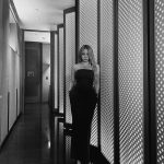 Lee Chae-rin Instagram - 백조의 날개 🪽#robertlongo