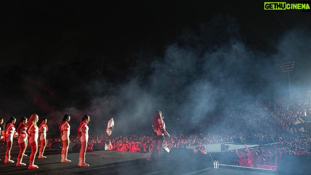 Lee Chae-rin Instagram - Red Hot Cherry Night ! 우리 또 놀자 🍒