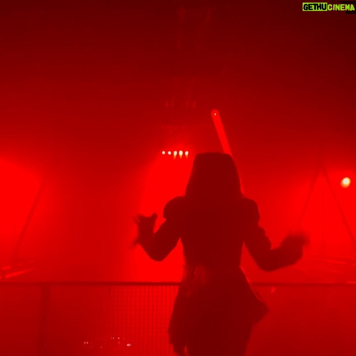 Lee Chae-rin Instagram - +Long Live Machine-A+