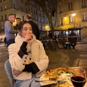 Lee Da-hee Instagram - 분위기는 좋았지만 추웠다...너무....
