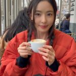 Lee Da-hee Instagram - 카푸치노 거품 이렇게 하는거 맞아.? 크레페 보고 이성을 잃었다... La Creme de Paris