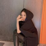Lee Da-hee Instagram - 🖤