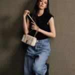 Lee Da-hee Instagram - burberry🖤 #ad #Burberry #TheLolaBag
