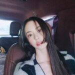 Lee Da-hee Instagram - 아일랜드 출근🙋‍♀️ (6개월 동안 입었는데...유정아 이 옷 언제 끝나..😧)