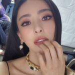 Lee Da-hee Instagram - 🖤